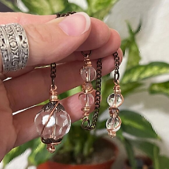 Handmade Copper Quartz Crystal Dowsing Pendulum - Picture 4 of 4